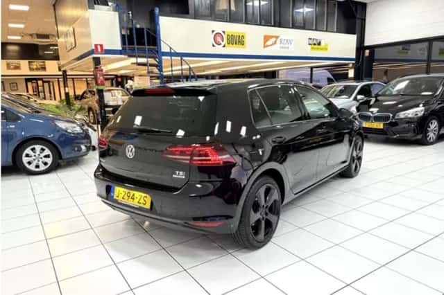 Volkswagen Golf (2013) thumbnail 13