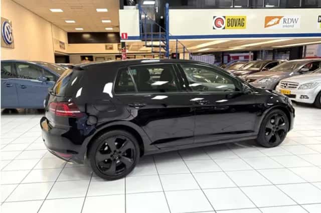 Volkswagen Golf (2013) thumbnail 14