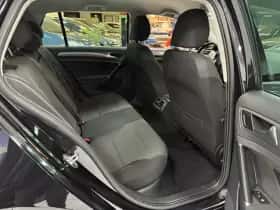Volkswagen Golf (2013) thumbnail 21