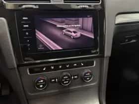Volkswagen Golf (2013) thumbnail 22