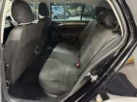 Volkswagen Golf (2013) thumbnail 25