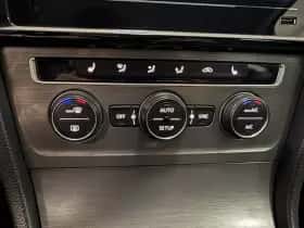Volkswagen Golf (2013) thumbnail 26