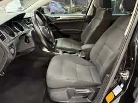 Volkswagen Golf (2013) thumbnail 29