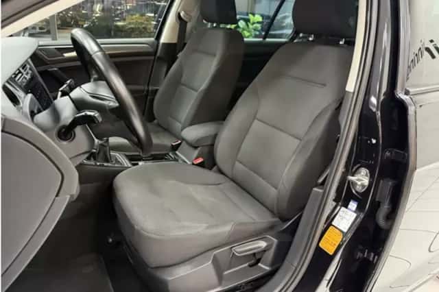 Volkswagen Golf (2013) thumbnail 30