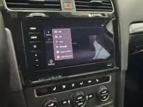 Volkswagen Golf (2013) thumbnail 32