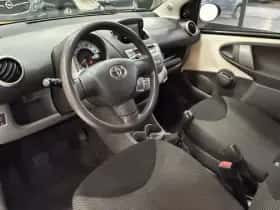 Toyota Aygo thumbnail 22