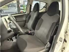 Toyota Aygo thumbnail 23