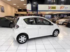 Toyota Aygo thumbnail 10