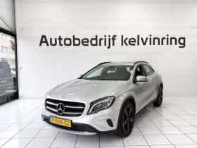 Mercedes-Benz GLA (2015) thumbnail 2