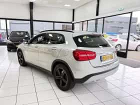 Mercedes-Benz GLA (2015) thumbnail 12