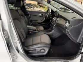 Mercedes-Benz GLA (2015) thumbnail 20