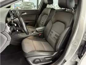 Mercedes-Benz GLA (2015) thumbnail 28