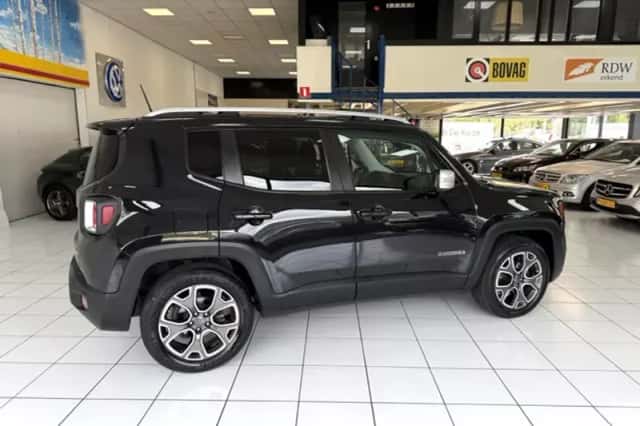 Jeep Renegade (2014) thumbnail 15