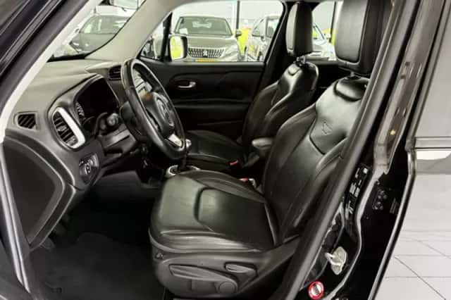 Jeep Renegade (2014) thumbnail 25
