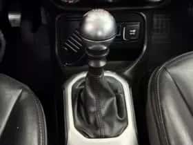 Jeep Renegade (2014) thumbnail 31