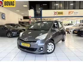 Toyota Verso-S (2012) thumbnail 1