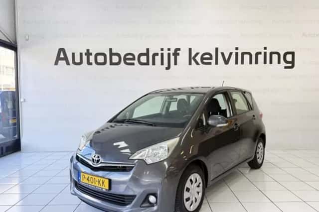 Toyota Verso-S (2012) thumbnail 8