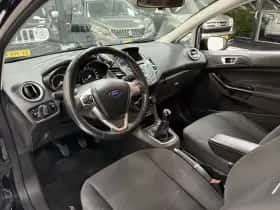 Ford Fiesta (2016) thumbnail 23