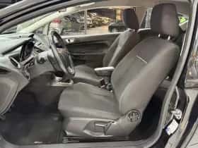 Ford Fiesta (2016) thumbnail 24