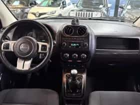 Jeep Compass (2012) thumbnail 16