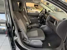 Jeep Compass (2012) thumbnail 19