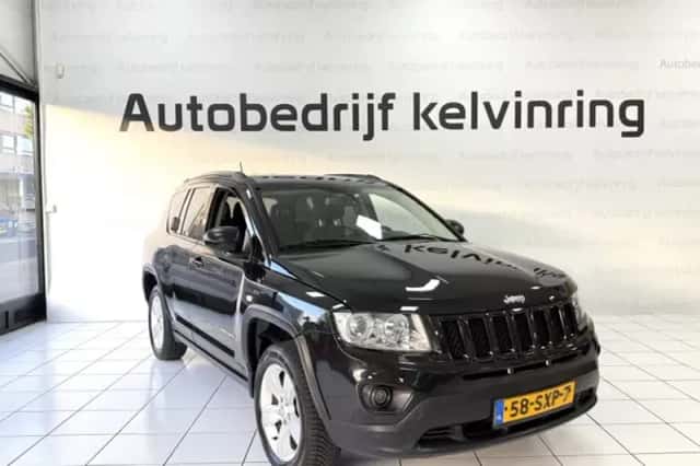 Jeep Compass (2012) thumbnail 6