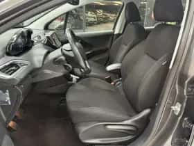 Peugeot 208 (2018) thumbnail 26