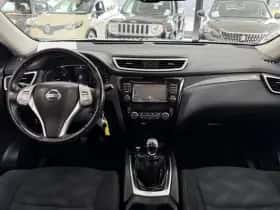 Nissan X-Trail (2016) thumbnail 16