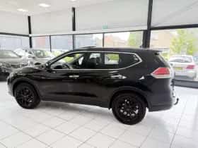Nissan X-Trail (2016) thumbnail 10