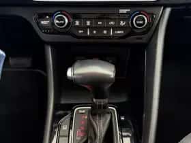 Kia Niro (2019) thumbnail 25