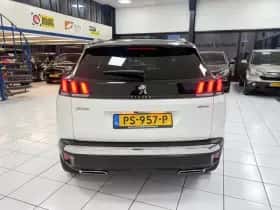 Peugeot 3008 (2017) thumbnail 12