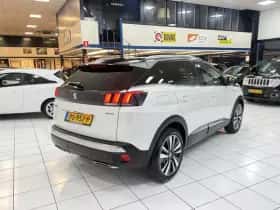 Peugeot 3008 (2017) thumbnail 13