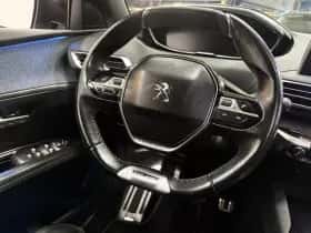 Peugeot 3008 (2017) thumbnail 24