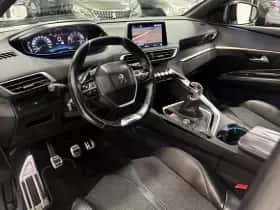 Peugeot 3008 (2017) thumbnail 28