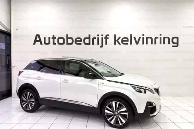 Peugeot 3008 (2017) thumbnail 7