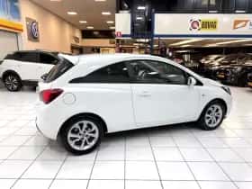 Opel Corsa (2015) thumbnail 15