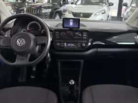 Volkswagen Up! (2015) thumbnail 16