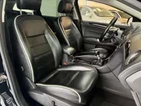 Ford Mondeo (2014) thumbnail 22