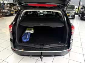 Ford Mondeo (2014) thumbnail 43
