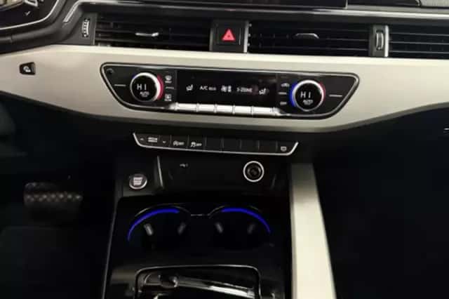 Audi A4 (2019) thumbnail 16