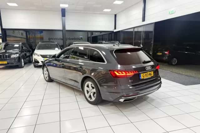 Audi A4 (2019) thumbnail 10