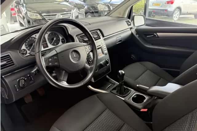Mercedes-Benz B-Klasse (2010) thumbnail 24