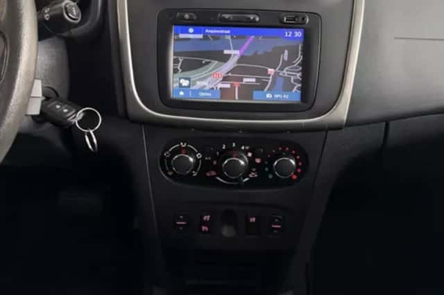 Dacia Logan (2016) thumbnail 18
