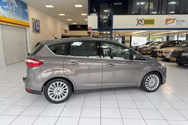 Ford C-Max (2014) thumbnail 15