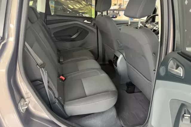 Ford C-Max (2014) thumbnail 26
