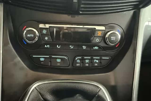 Ford C-Max (2014) thumbnail 27
