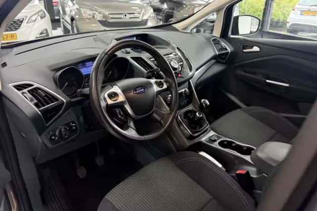 Ford C-Max (2014) thumbnail 29