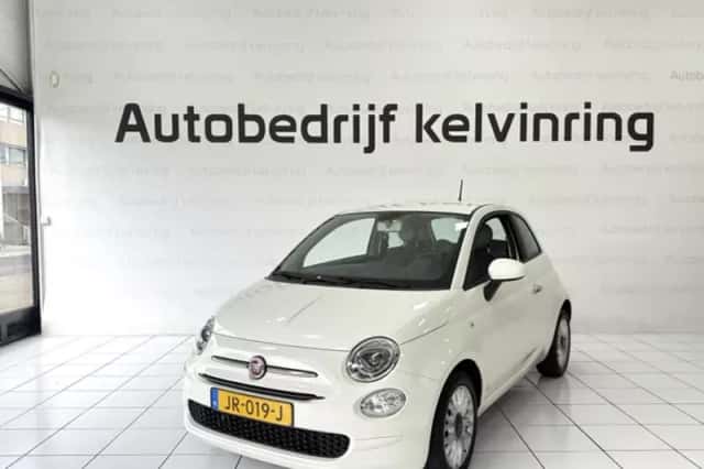 Fiat 500 (2016) thumbnail 2