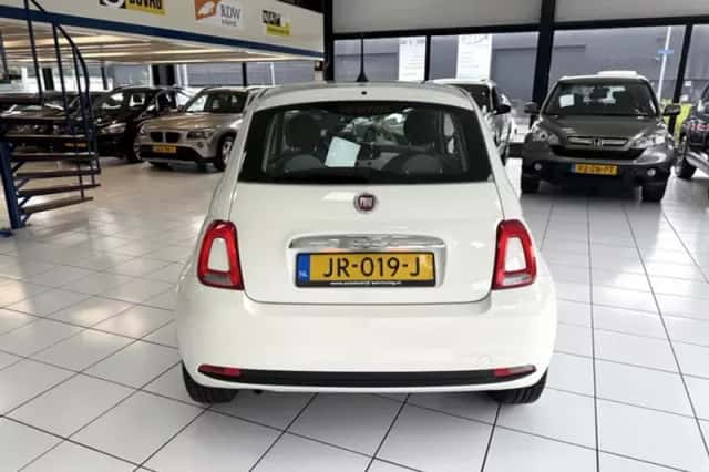 Fiat 500 (2016) thumbnail 11
