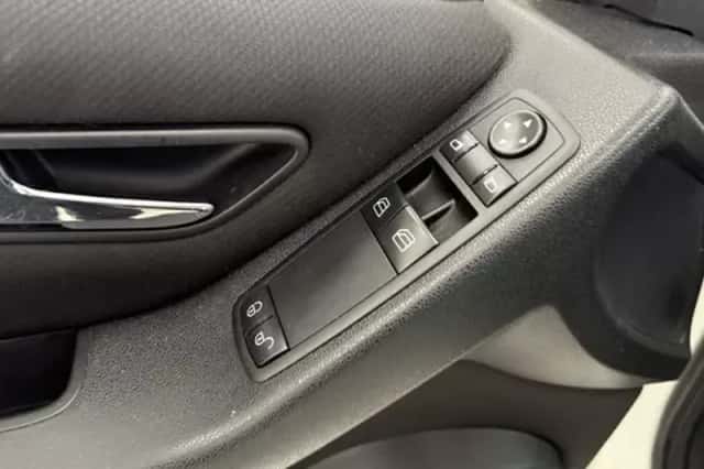 Mercedes-Benz B-Klasse (2008) thumbnail 25